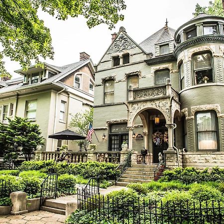 Inn At St James Court Луисвилл Экстерьер фото